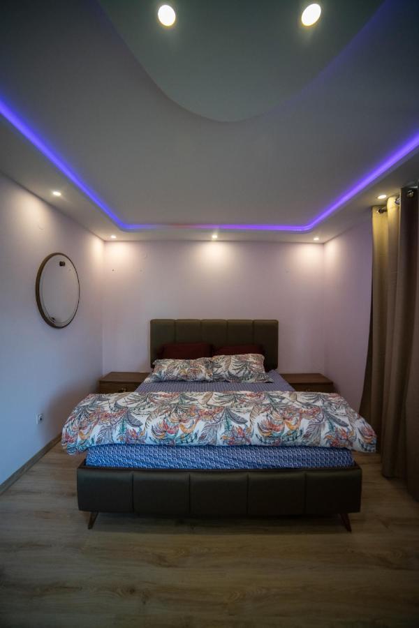 Srce 2 Villa