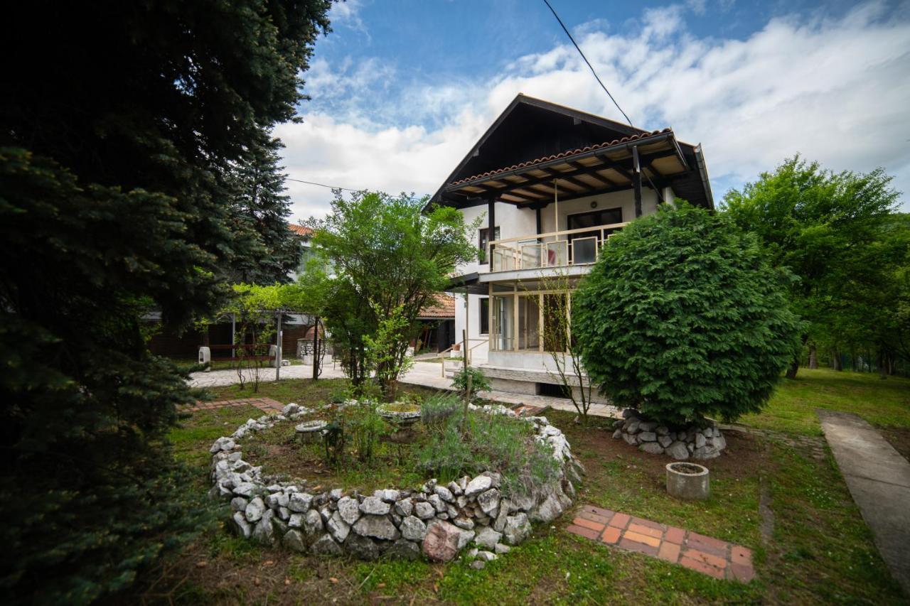 Villa Srce 2 *